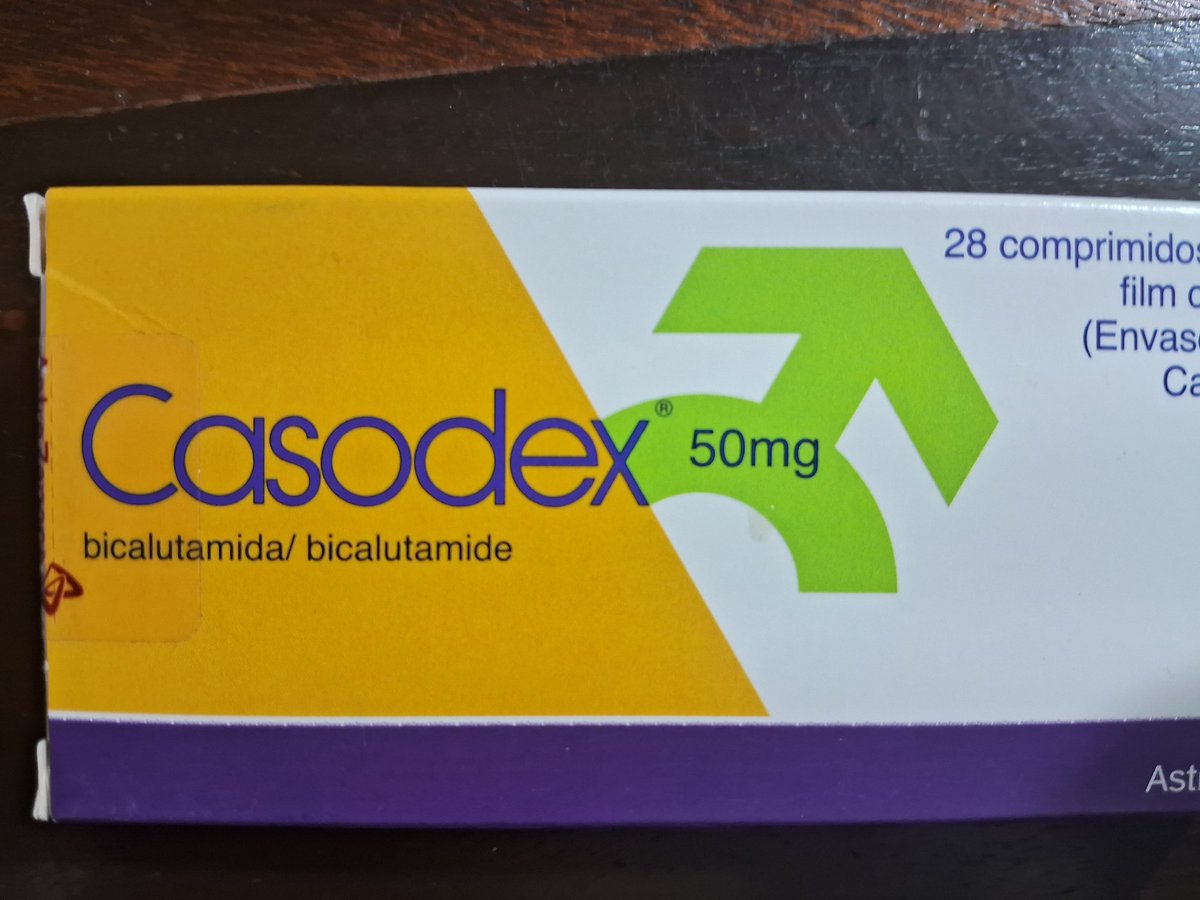devarez_e52025's tweet photo. En una semana este medicamento pasó de venderse de doce mil pesos (RD$ 12,000.00) a dieciseis mil (RD$ 16,000.00) y así los dirigentes de los partidos viven hablando mierda y echándose las culpas unos a otros y la población indefensa ! https://t.co/hLMsHSfWkF