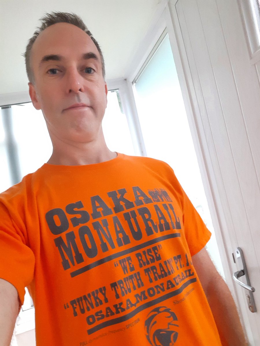 Hey <a href="/BBC6Music/">BBC Radio 6 Music</a> any chance of some Osaka Monaurail this #tshirtday ? Go on <a href="/CCfunkandsoul/">Craig Charles</a> !
