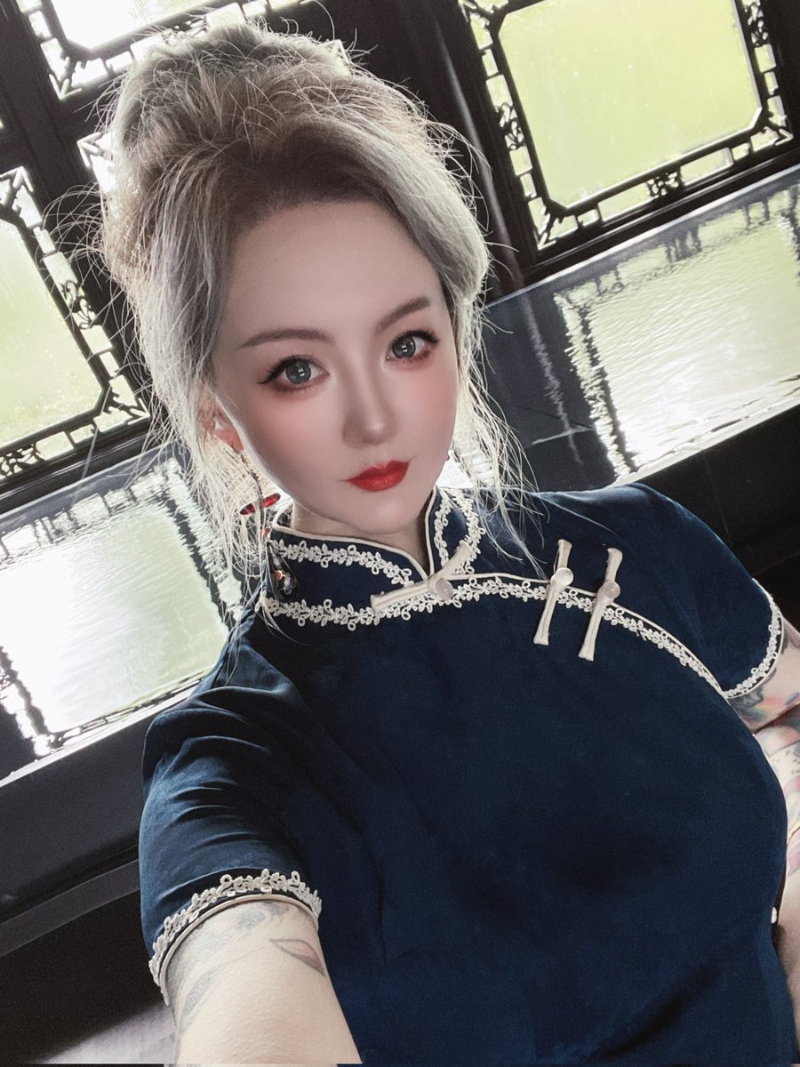 christy33115's tweet photo. 旗袍yyds https://t.co/kqP8c7rWdS