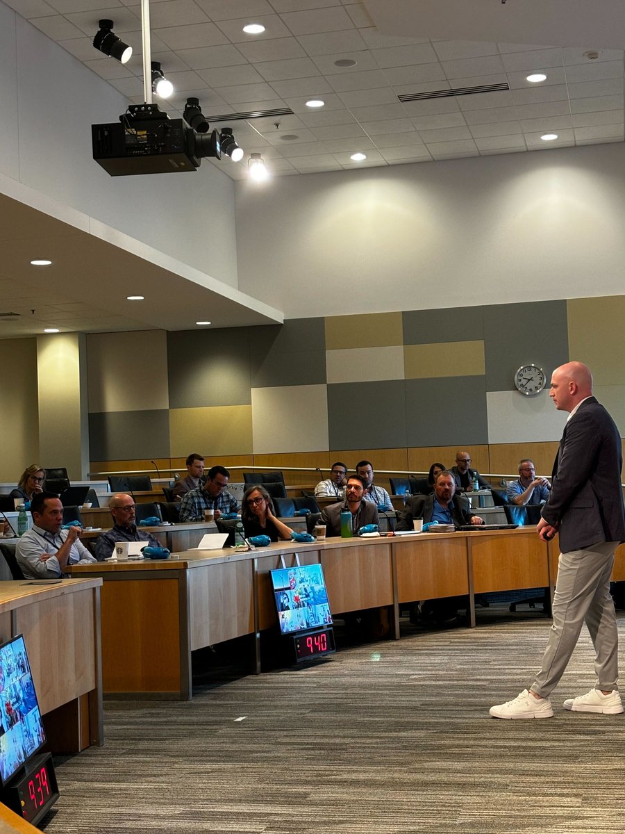 tealium's tweet photo. Snaps from the Twin Cities #CDP &amp; Data Summit (hosted by @3M) 📸 https://t.co/foyGwHVjU1