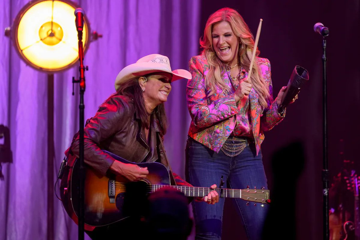 Terri Clark tweet media