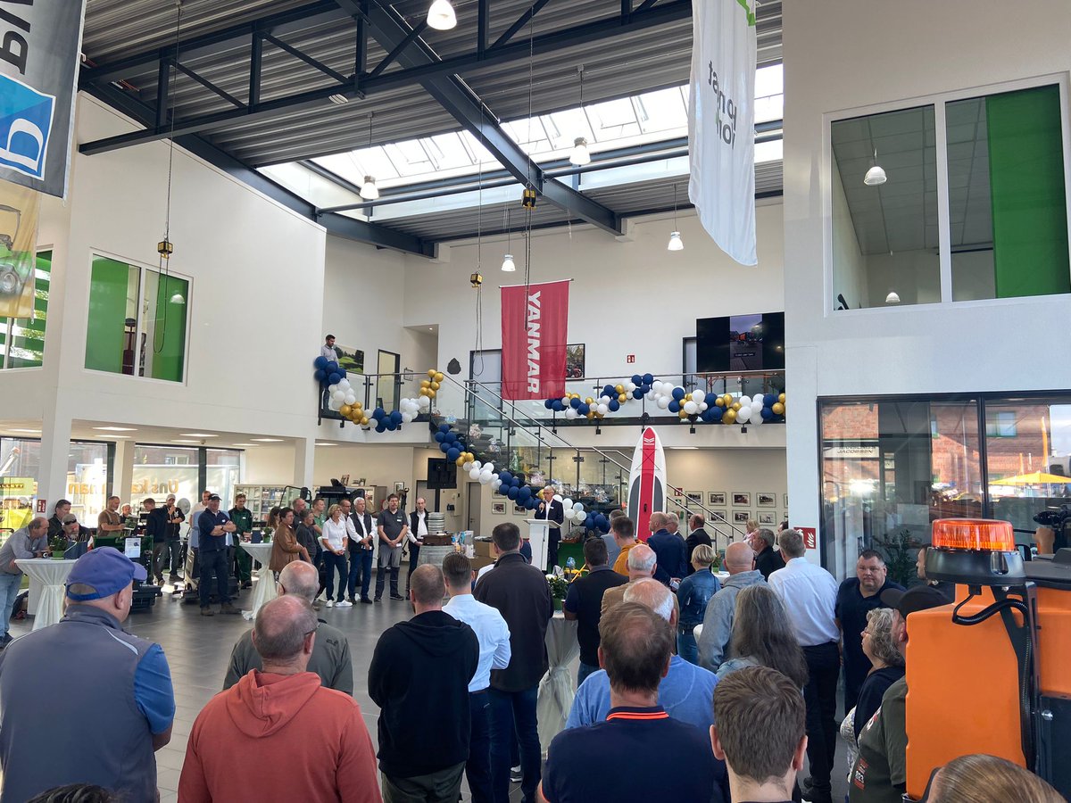 Schön, dass wir heute das 125-jährige Jubiläum unseres Vertriebspartners Wassenberg GmbH feiern konnten. Zusammen mit anderen Lieferanten, Gästen &amp; vielen zufriedenen Kunden hatten wir einen super Tag. Wir freuen uns auf viele weitere Jahre der Zusammenarbeit!!