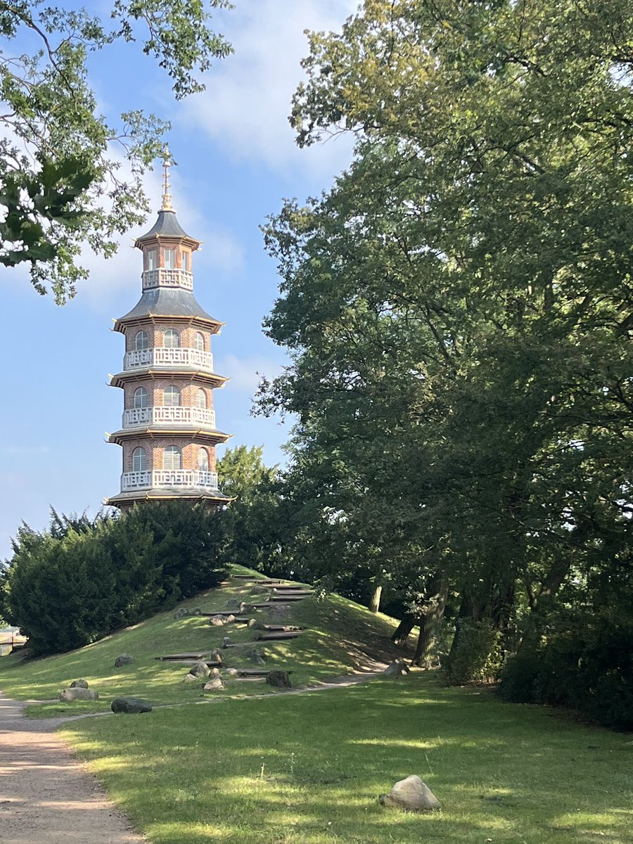 Amber Burbidge tweet media