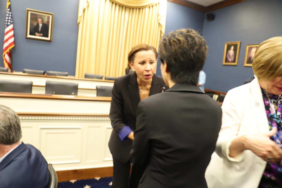 Mandarin_Voice's tweet image. 1 of my proudest moments was testifying in Congress. 4 yrs today, I was honored to do so in front of the House Small Business Committee as an SBA 8(a)-certified owner of TransPacific Communications. 1/

#8a
#AAPIBusiness
#AsianAmericanBusiness
#WOSB
#SmallBusiness
#SBA