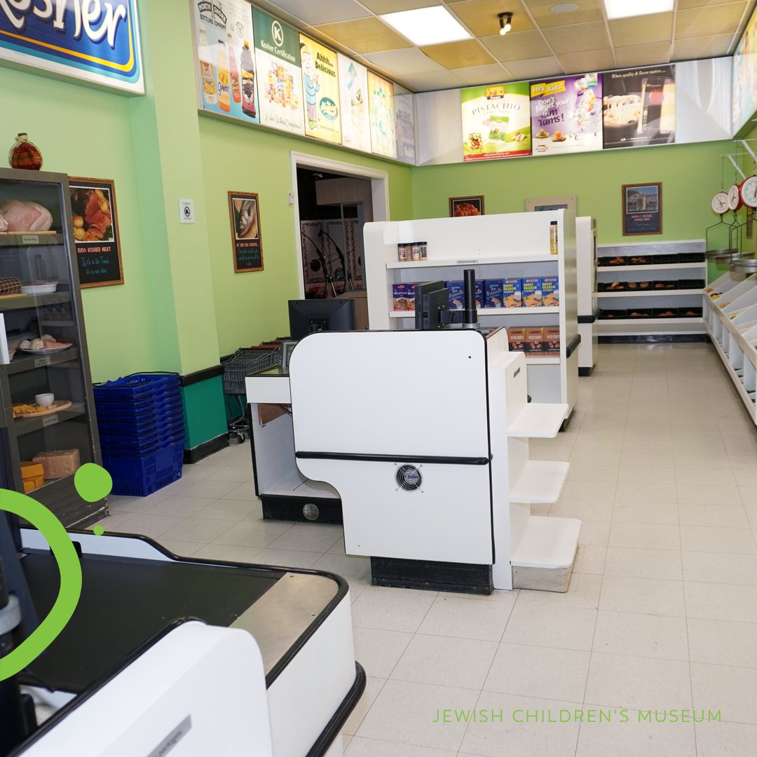 JCMBrooklyn's tweet image. The Kids’ Kosher Supermarket got a whole new look, and it’s packed with awesome new treats! 😍
Get ready for snack-time upgrades with Bamba, Bissli, Graham Crackers, and more! 🍪🧀🥑
Who’s ready to shop ‘til you (or your cart) drop?! 🤸‍♀🛒✨
#KosherSupermarket #SnackTimeFun