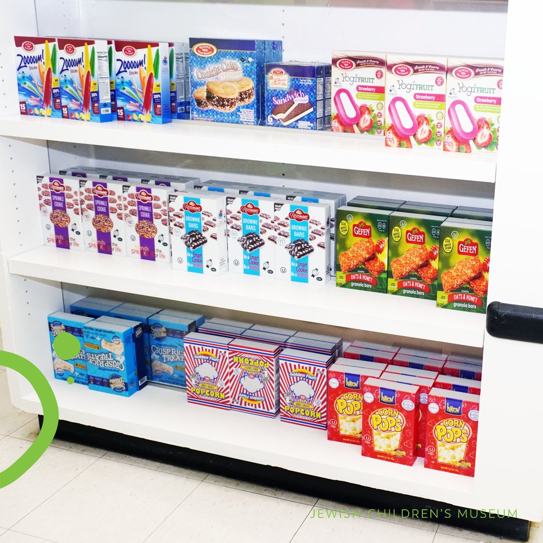 JCMBrooklyn's tweet image. The Kids’ Kosher Supermarket got a whole new look, and it’s packed with awesome new treats! 😍
Get ready for snack-time upgrades with Bamba, Bissli, Graham Crackers, and more! 🍪🧀🥑
Who’s ready to shop ‘til you (or your cart) drop?! 🤸‍♀🛒✨
#KosherSupermarket #SnackTimeFun