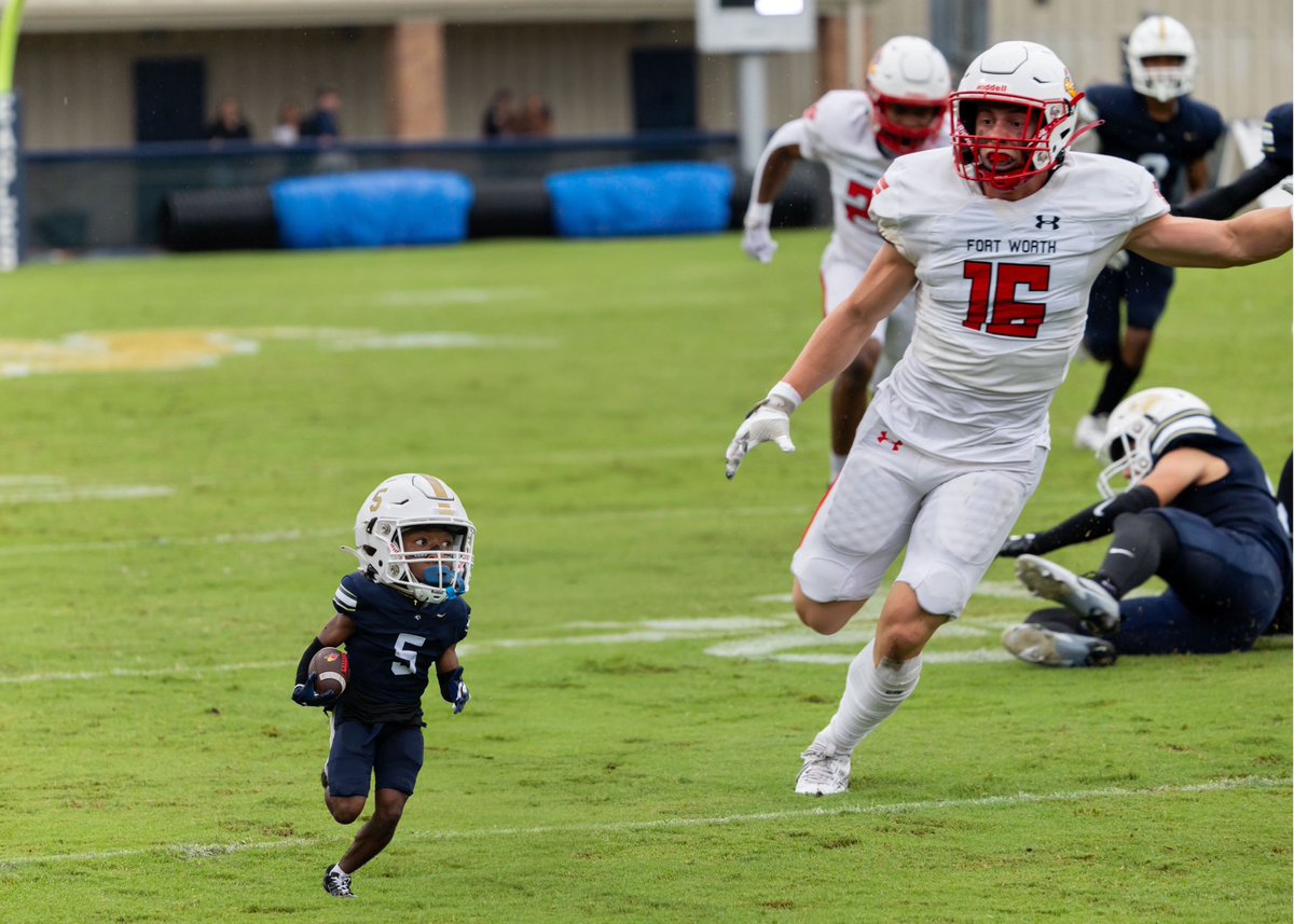 SBS_Athletics's tweet photo. pint sized POWERHOUSE π
#SBSeagles #gmgf #tinyplayers https://t.co/u5ZfdcQaNE