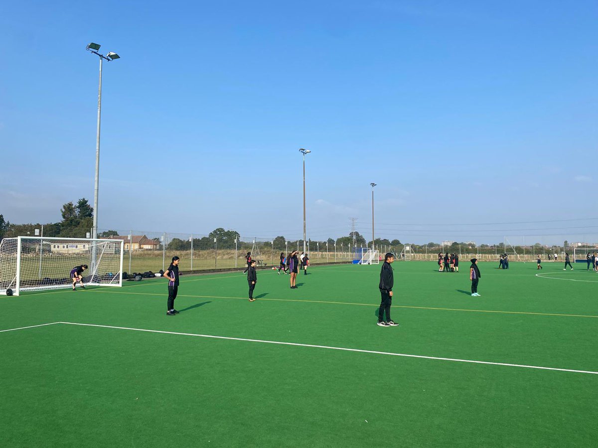 First fixture of the year for the <a href="/bedsfreeschool/">Bedford Free School</a> Yr 8 girls! Lovely afternoon with some great tekkers! A special well done to the year 7’s that played up a year! 🥳 ⚽️ #FinsUp