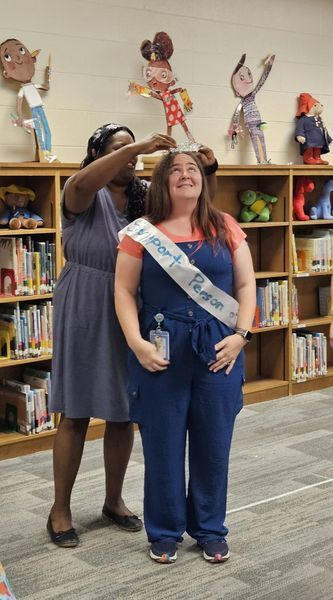 WBPBruins's tweet photo. Congratulations Mrs. DeVries! Western Branch Primary's 2024-25 Support Staff of the Year! https://t.co/mQNcrOqEFP