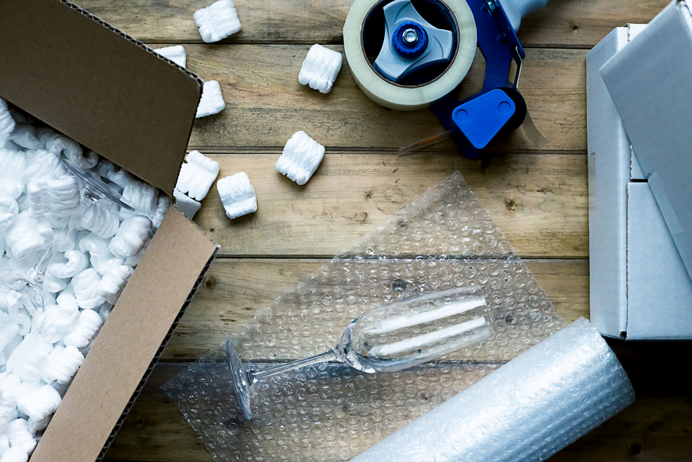 SmoothMoveRH's tweet image. We know how important your belongings are. At Smooth Move, our team treats every item with care, ensuring it arrives safely and intact. Fragile or heavy—we’ve got you covered! 

USDOT# 2823802
#SmoothMove #packingandmoving #scmovingcompany #rockhillmovers