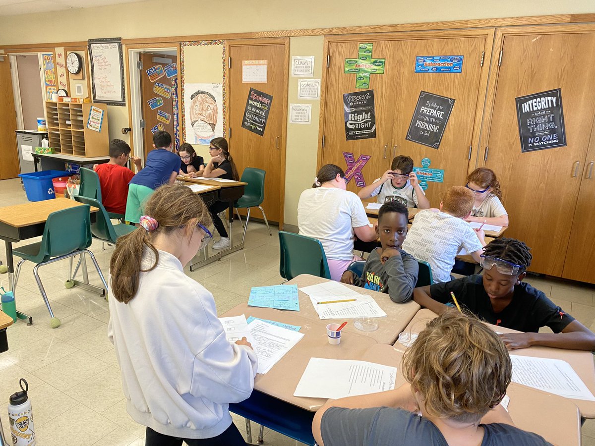 Mrs. Baker tweet media