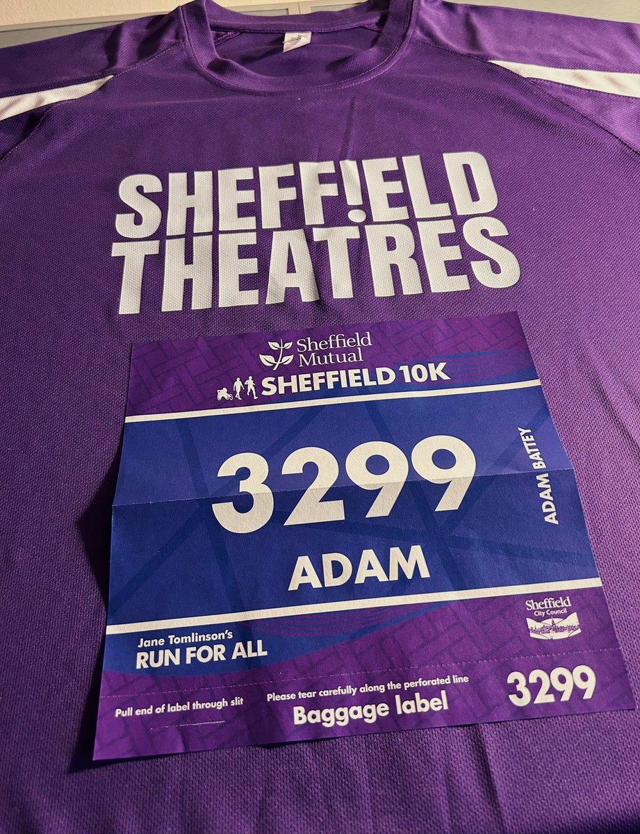 AdamBattey's tweet photo. Well, this is getting real 😳🫣

I’m running the Sheffield 10K to raise vital funds for all the fantasic work that Sheffield Theatres does in it’s buildings, in our communities, in our schools and anywhere that the arts can make a difference and enrich people’s lives. https://t.co/6FKkdz8nC8