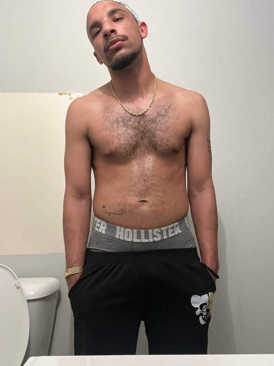 MostHa8ted's tweet photo. Front 😊 and Back 🤧 
#Heshot https://t.co/nsb7iva9XY