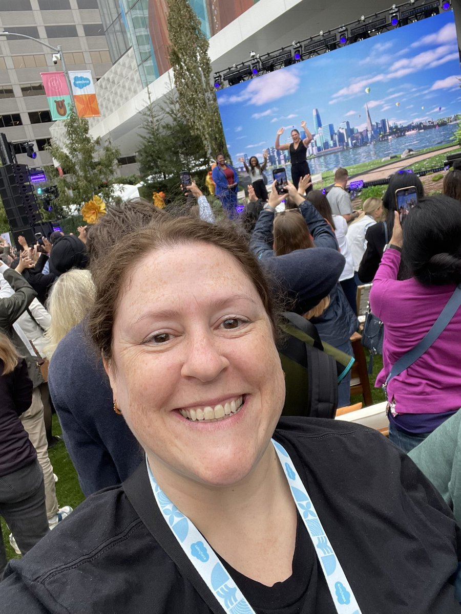 Thank you #DF24 for bringing in Simone and Ilona! Great session this morning!!