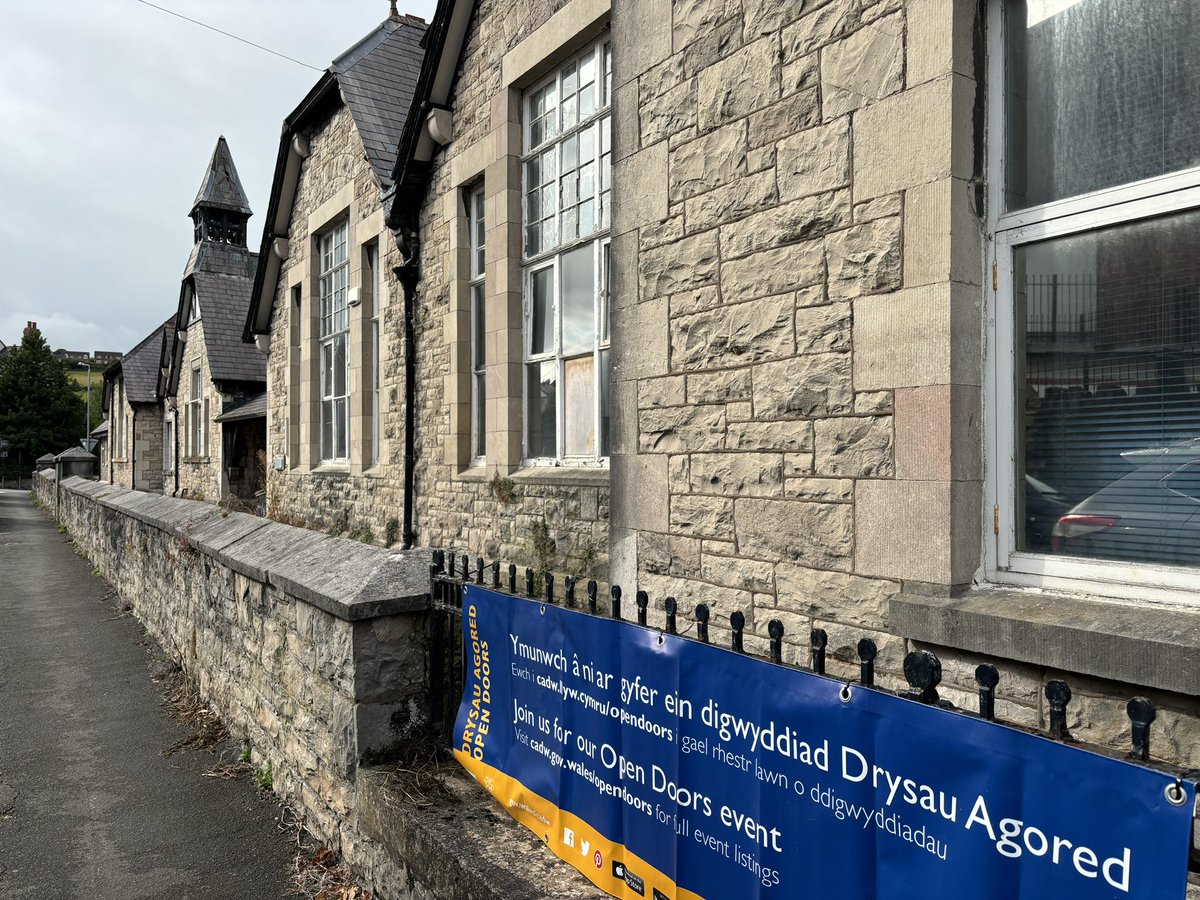 Denbigh_Museum's tweet photo. @OpenDoors_D @cadwwales @NotJustCastles @cadwcymru @Dinbych_Cymru @Denbighinbloom Yr Amgueddfa yn barod / We’re ready for #DenbighOpenDoors at the Museum…. https://t.co/cas5CgaxDP