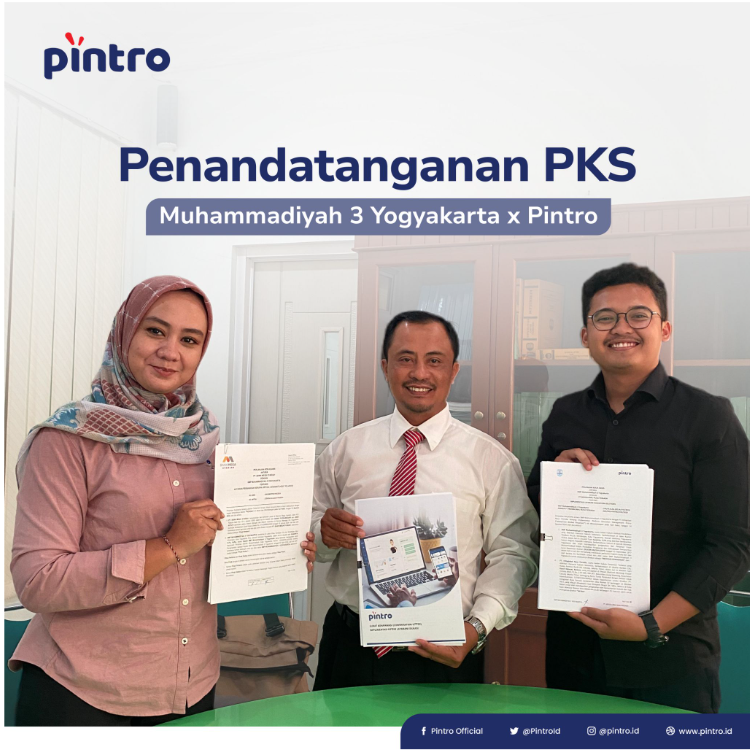 PintroId's tweet photo. Pintro dan Muhammadiyah 3 Yogyakarta Tandatangani Kerja Sama . Pada tanggal 14 Agustus 2024, Pintro menjalin kerja sama dengan Muhammadiyah 3 Yogyakarta. Kemitraan ini merupakan langkah signifikan dlm menghadirkan solusi digital yng terintegrasi untuk mendukung proses pendidikan https://t.co/d2o2SnCaki