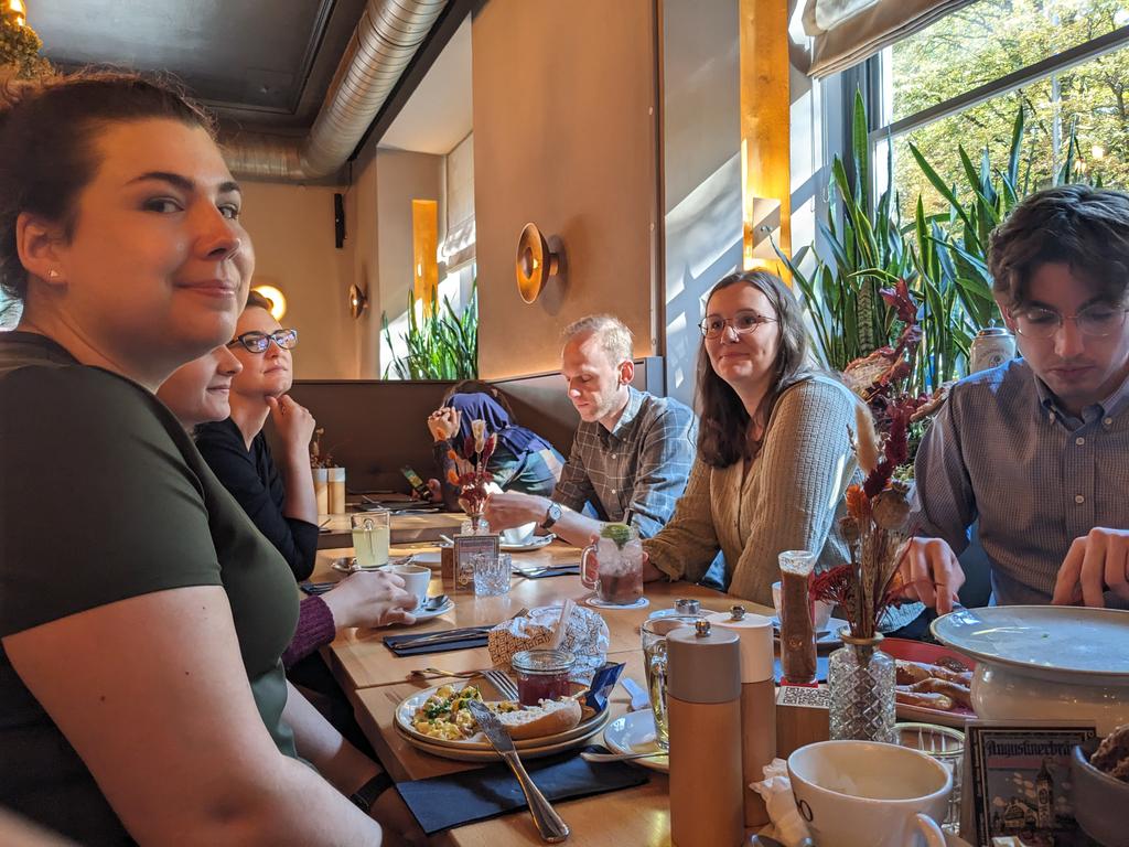 guenther (@thiele_labs) on Twitter photo #WoehlerConference just ended. So good to see all the great people again, meet new ones, and discuss some awesome science! With <a href="/LisaVondung/">Lisa Vondung</a> , <a href="/AJPlajer/">Plajer Group</a> , @JungeFeste, @haenisch_group , <a href="/JungeWohler/">Junge Wöhler Vereinigung</a>, and many more... Thank you organizers and <a href="/GDCh_aktuell/">GDCh</a> #WoehlerConference just ended. So good to see all the great people again, meet new ones, and discuss some awesome science! With <a href="/LisaVondung/">Lisa Vondung</a> , <a href="/AJPlajer/">Plajer Group</a> , @JungeFeste, @haenisch_group , <a href="/JungeWohler/">Junge Wöhler Vereinigung</a>, and many more... Thank you organizers and <a href="/GDCh_aktuell/">GDCh</a>