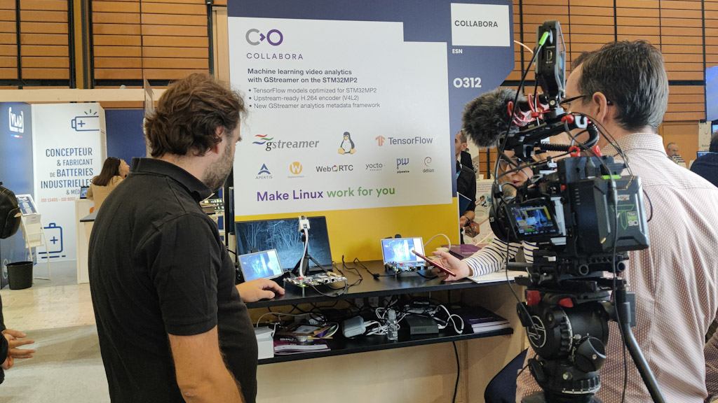 Collabora's tweet image. #SIDO2024: Lights, camera, action! @oliviercrete presenting our #OpenSource machine learning video analytics demo featuring the #STM32MP2! #STPartnerProgram #GStreamer #ML
