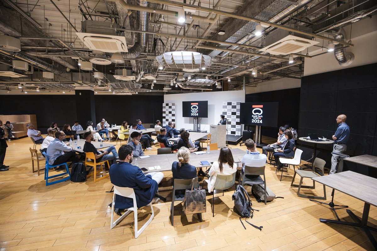 WeAreCreativeUK's tweet photo. This summer, Creative UK had the exceptional opportunity of attending the Connect & Experience programme in Tokyo 🇯🇵🇪🇺
The experience was an unmissable occasion for #CreativeUK, to forge new international connections and strengthen the UK’s standing on the world stage.
Take a look a closer look at what happened: https://t.co/MUSeOnoHqY