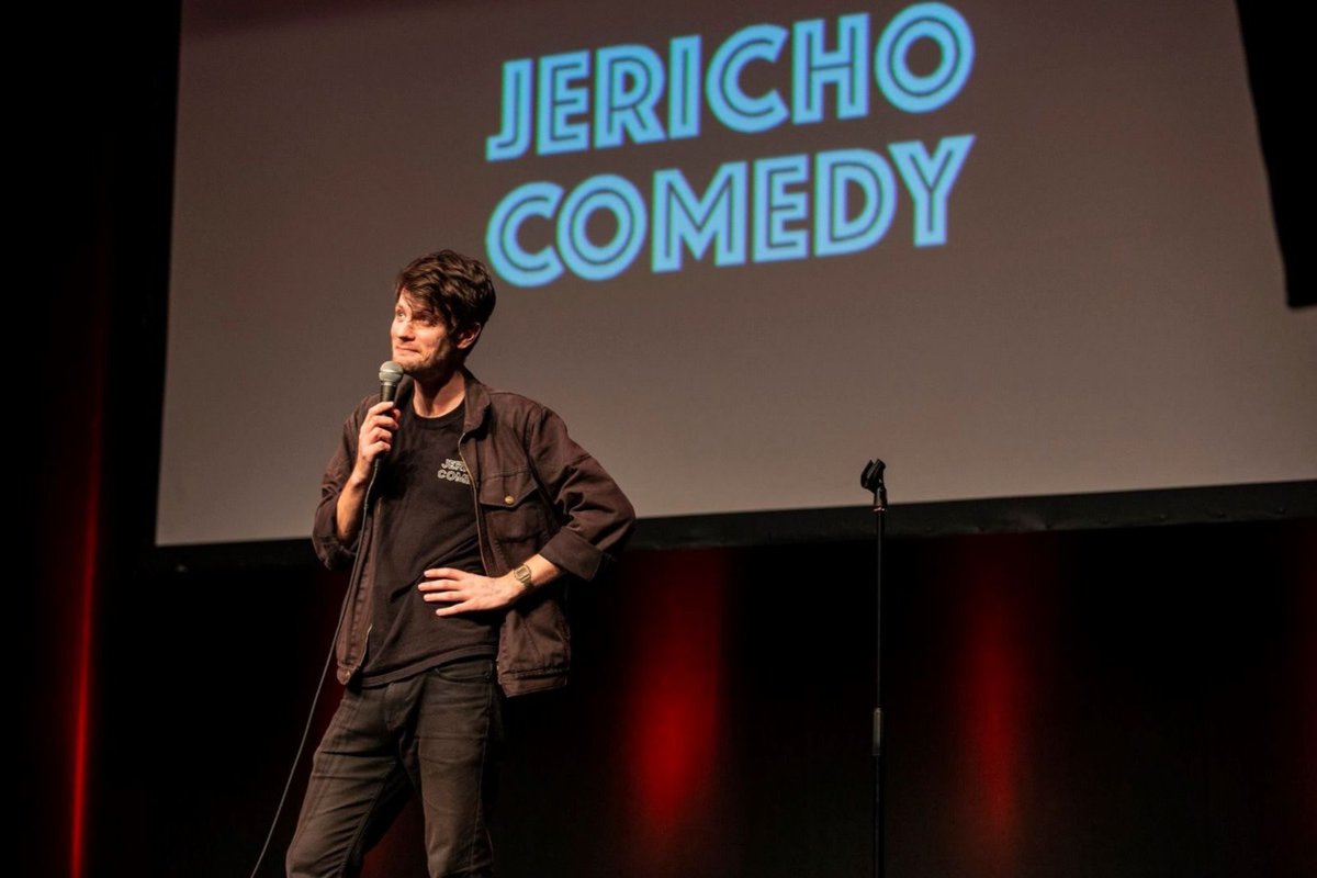 Love comedy? 😂 Check out the line-up of events taking place in #Oxford and #Oxfordshire from Jericho Comedy at <a href="/TheNorthWall/">The North Wall</a> to Maisie Adam at <a href="/OxfordPlayhouse/">Oxford Playhouse</a> 🎤

Find comedy events ➡ bit.ly/3Tzf7Cc

#ExperienceOx #OnlyInOxfordshire