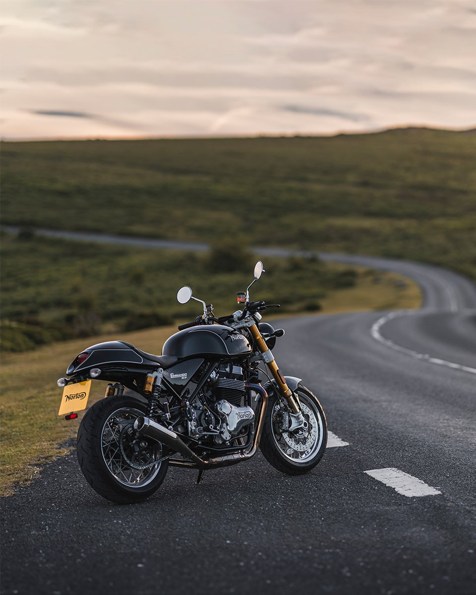 Let your bike do the talking.

#NortonMotorcycles #Commando961