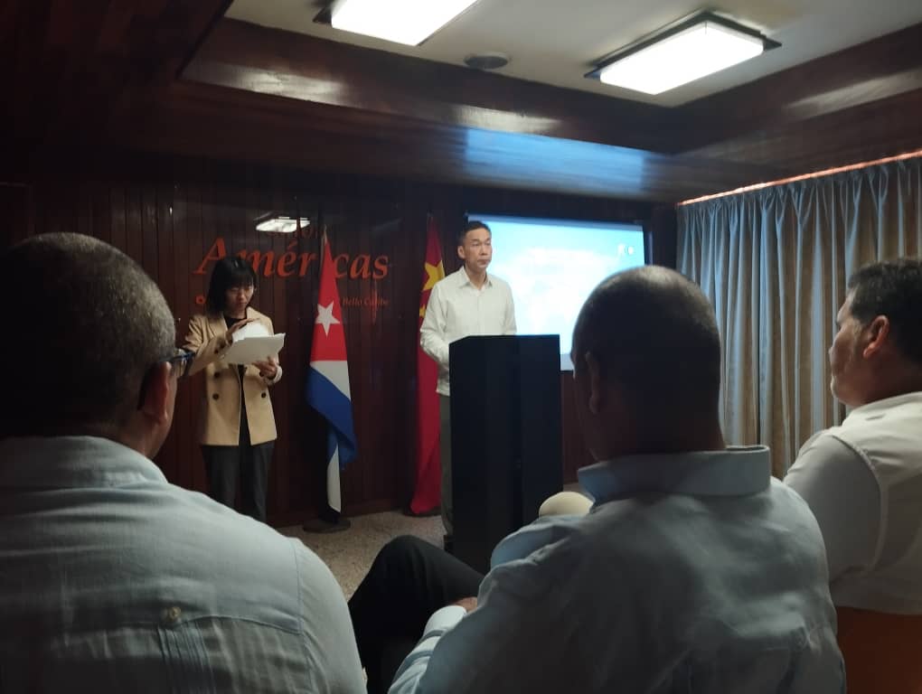 Déborah Rivas tweet media