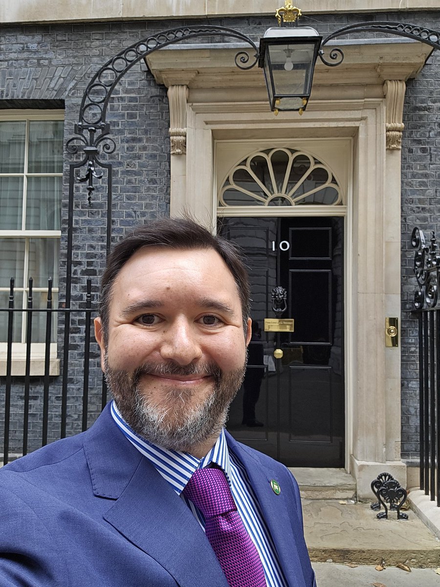 Great to visit <a href="/10DowningStreet/">UK Prime Minister</a> today with #SaveOurPharmacies petition

#CommunityPharmacy is broken after 14 years of neglect by the last Government but I believe it is fixable.

#Pharmacy could help solve some of the problems faced by the <a href="/NHSEngland/">NHS England</a> now and in the future