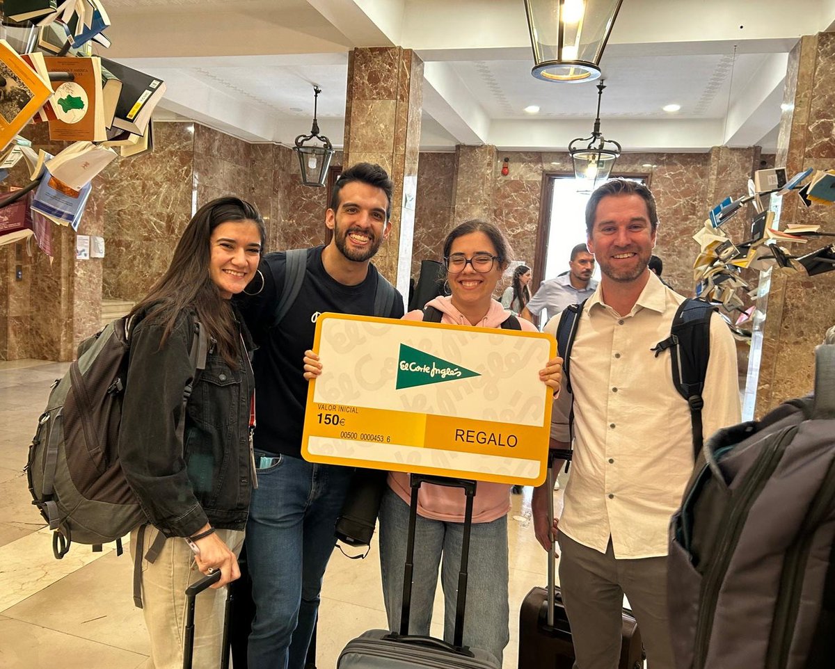 Liquid Crystals&Polymers Group: CLiP group tweet media