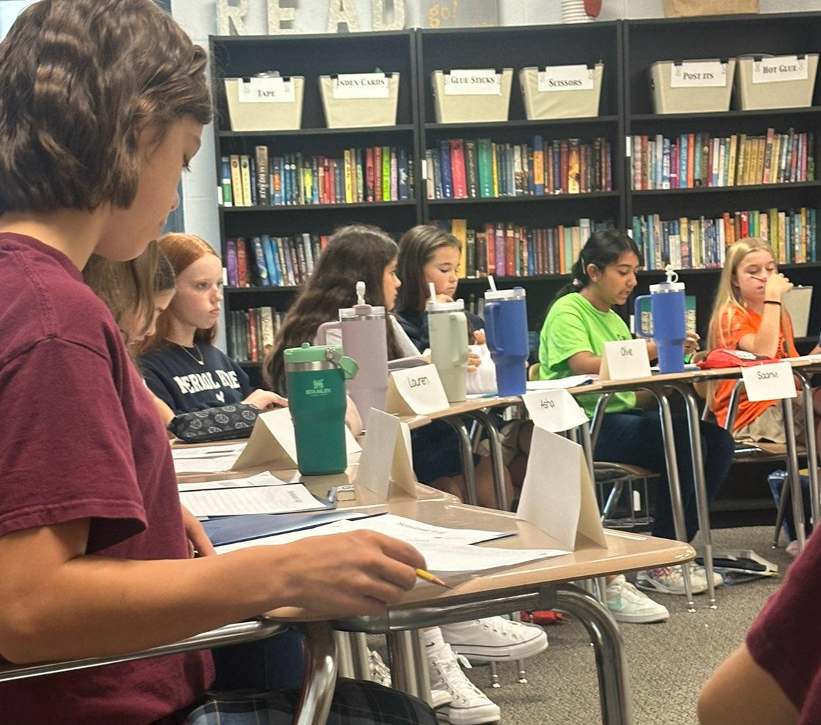 ⁦<a href="/PaideiaCenter/">Paideia Center</a>⁩ Great discussion today in Mrs. Morgan’s 7th grade ELA classroom. Paideia seminar on "The Masque of the Red Death" by Poe ⁦<a href="/merrolhydehawks/">Merrol Hyde Magnet</a>⁩