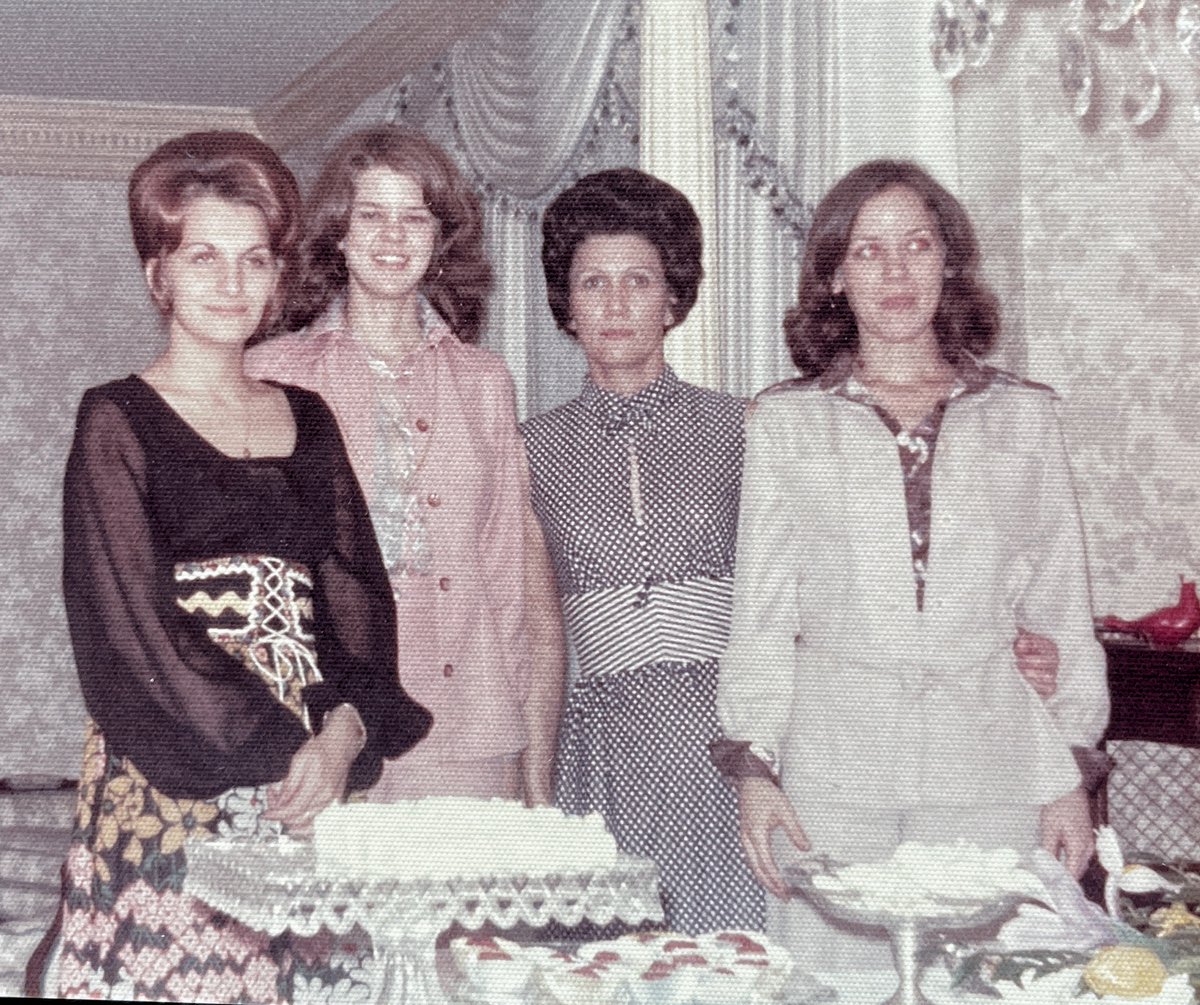 _pamterry_'s tweet image. #ThrowbackThursday to the 70's - some type of shower - probably wedding shower for Candy Hughes, my new sister in law. Left to right: Candy, Fran, Lillian Lilly (Candy's mom), and me.

#FamilyLife
#FamilyisForever
#CelebrateLife