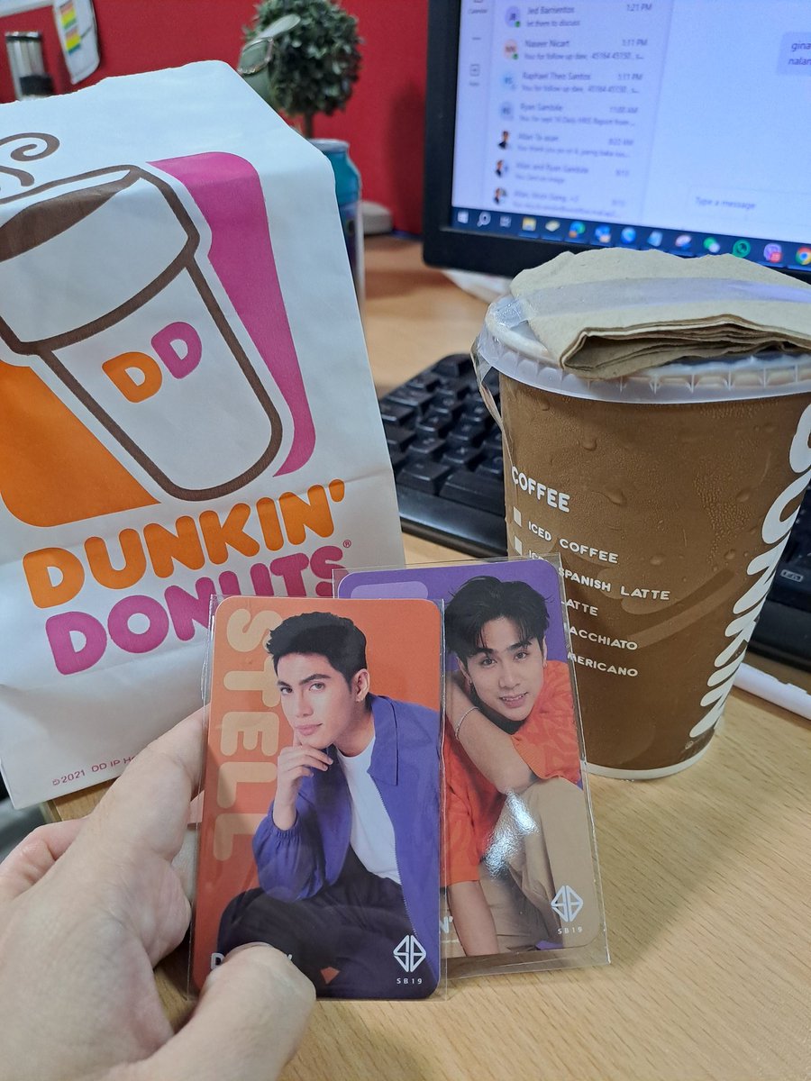 xandz34's tweet photo. Just Casual Fan, with this photocards ๐คฉ
#SB19DunkinPH #dunkin #dunkinph #sb19 #dunkindonut #dunkindonutph #combomeal #coolcombo #selfie
๐ท Sept 17-18 2024 @dunkinph @SB19Official @JoshCullen_s @stellajero_ @felipsuperior @imszmc @justintdedios https://t.co/QNfE3dBThl