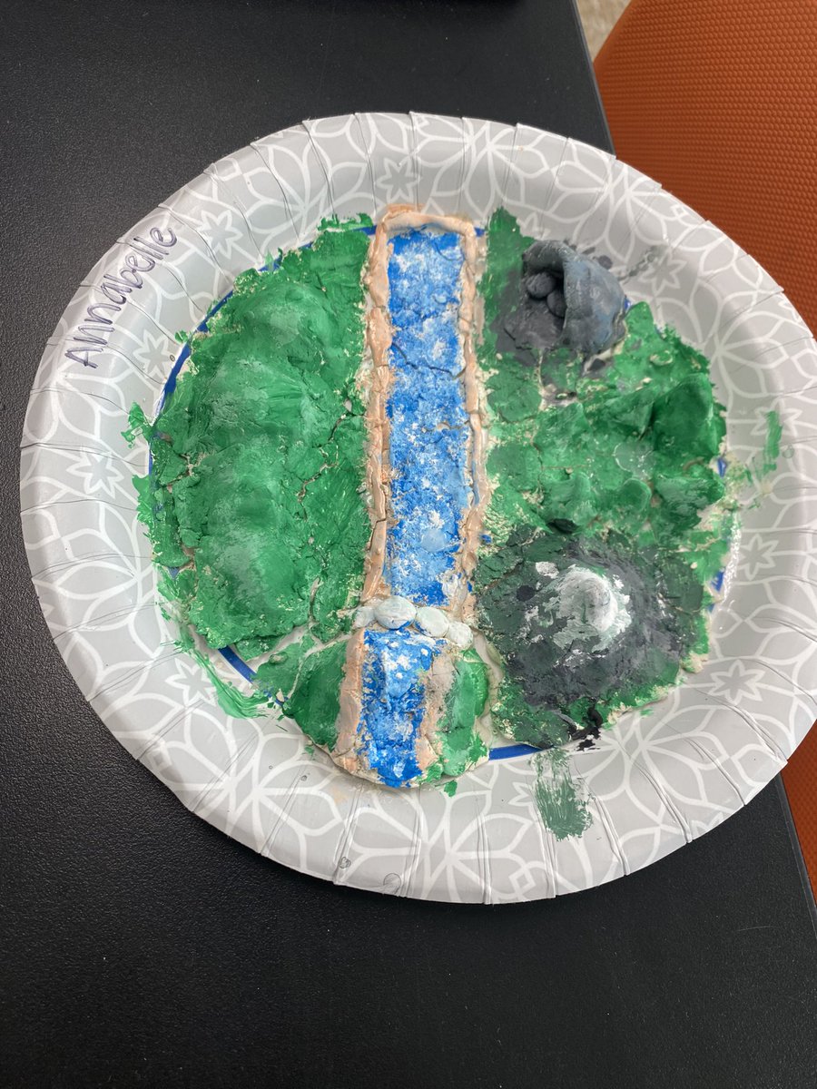 Anna Settle tweet media