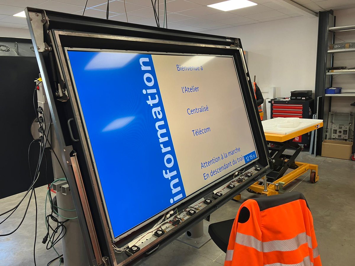 astridanger tweet media