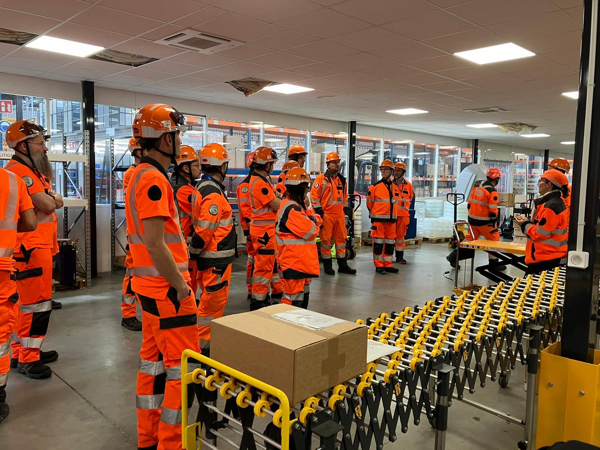 astridanger tweet media