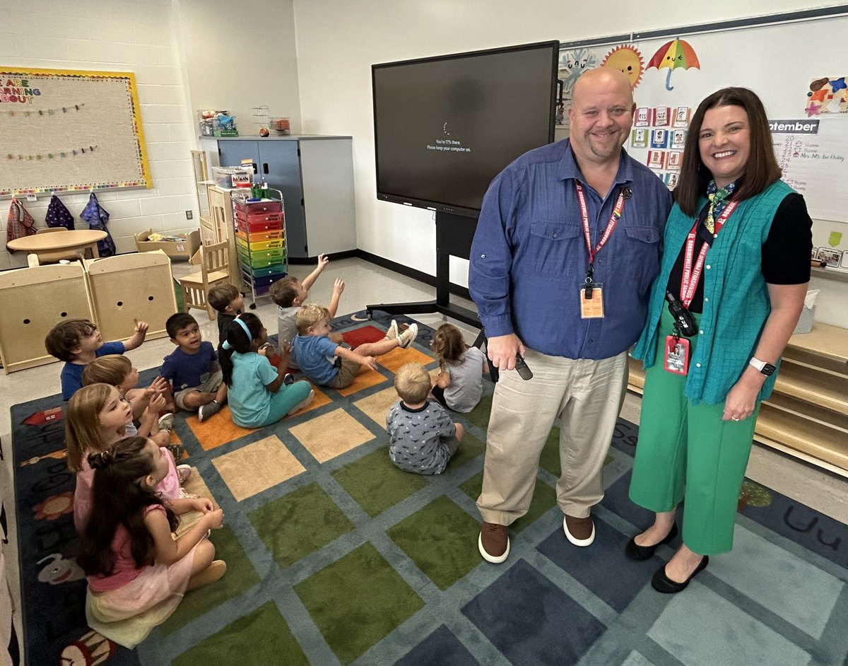 Rville RED tweet media