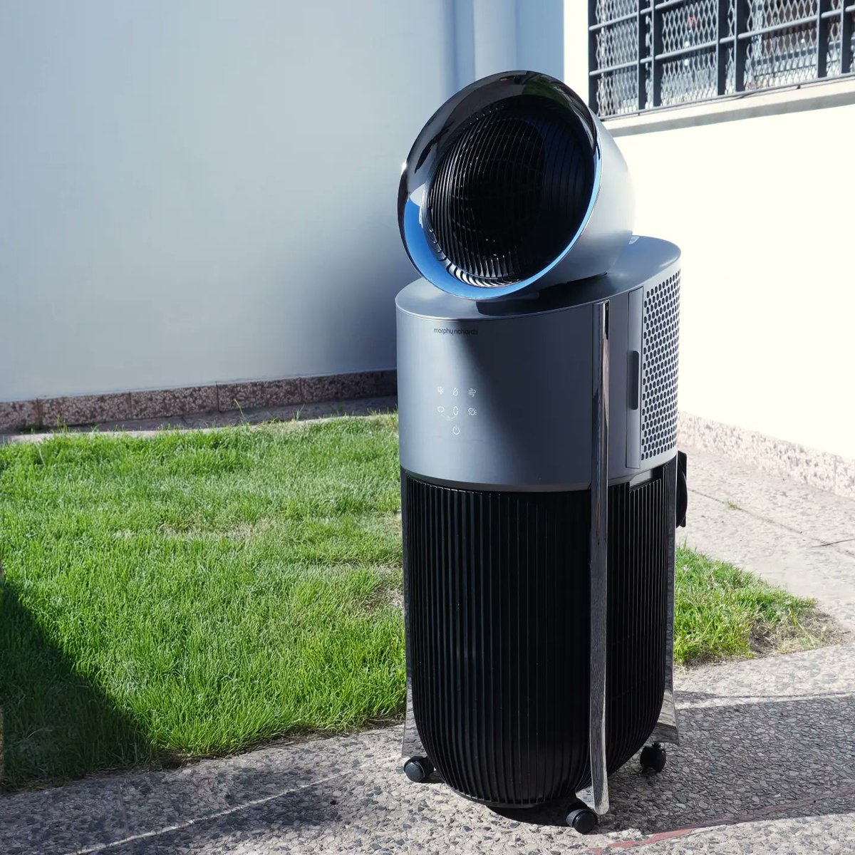 ElRinconDeCabra's tweet image. Este es el primer aire acondicionado portatil sin salida con un diseño sin conductos externos para simplemente conectar la unidad a una fuente de alimentación y comenzar a disfrutarla. Estate atento al review completo en nuestro canal de YouTube. #morphyrichards