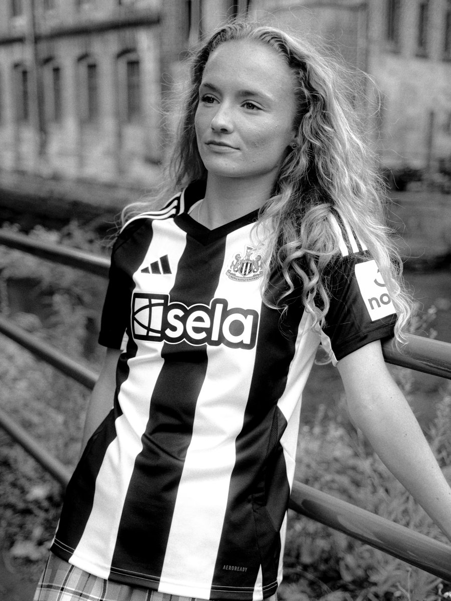 adidasUK's tweet image. Katie, NUFC Player, 23

“Newcastle is my club, I’m born and raised in Newcastle. You can&apos;t not support it. 

I live and die by Newcastle and I&apos;m lucky enough to play for the club. So for me, Newcastle is everything.”