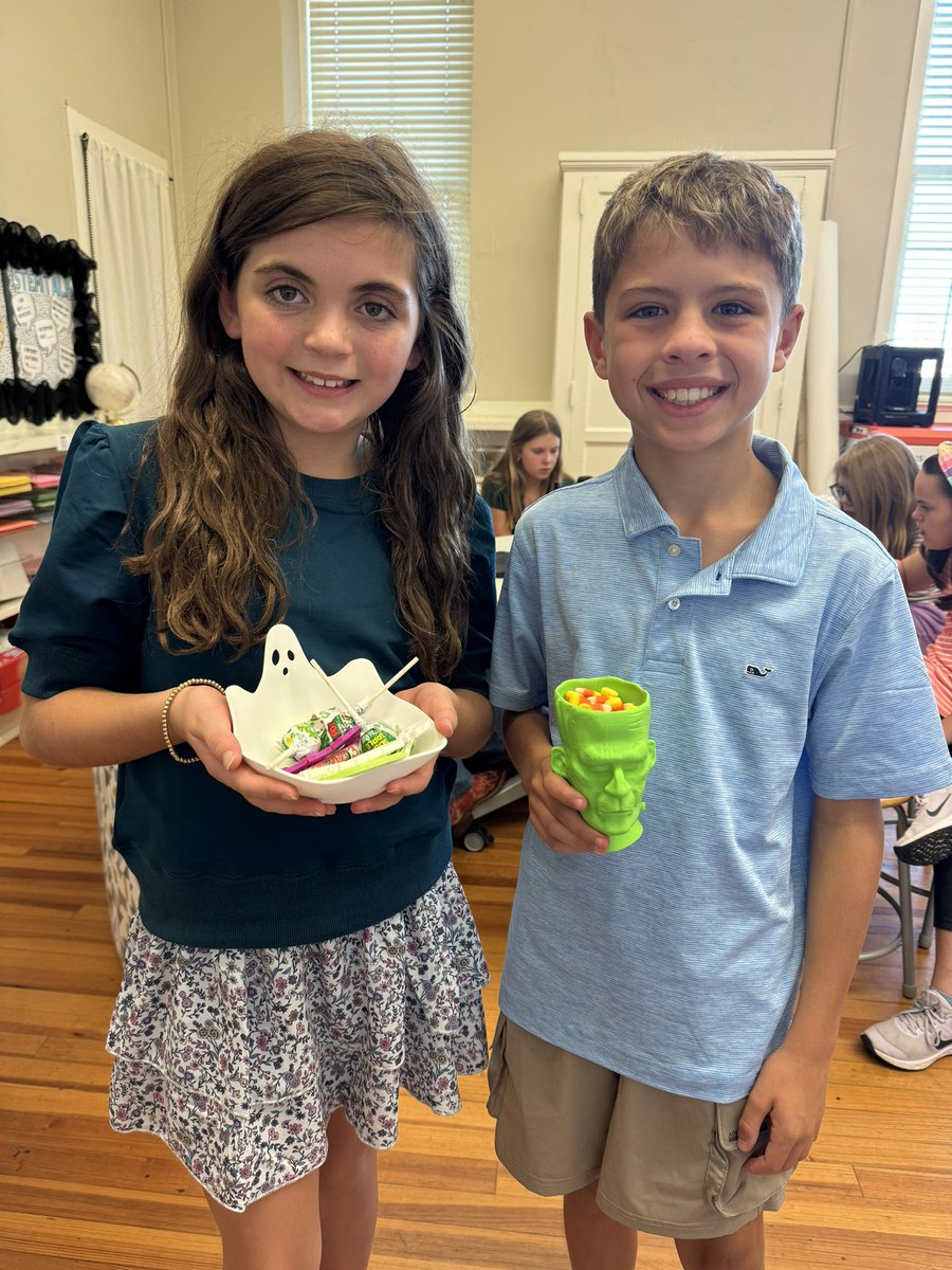 STEMCullmanCity's tweet photo. Check out our new 3D creations! We are ready for Fall! #STEM #Be3D #GhostBowl #Frankenstein https://t.co/QE0MMvMaCa