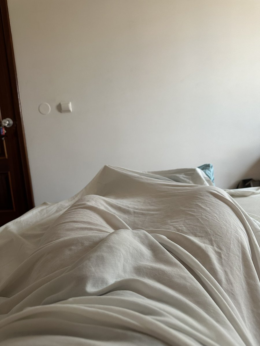Arthurvalente77's tweet photo. Preguiça de sair da cama 😏

Wataa https://t.co/3ISw2njWHM