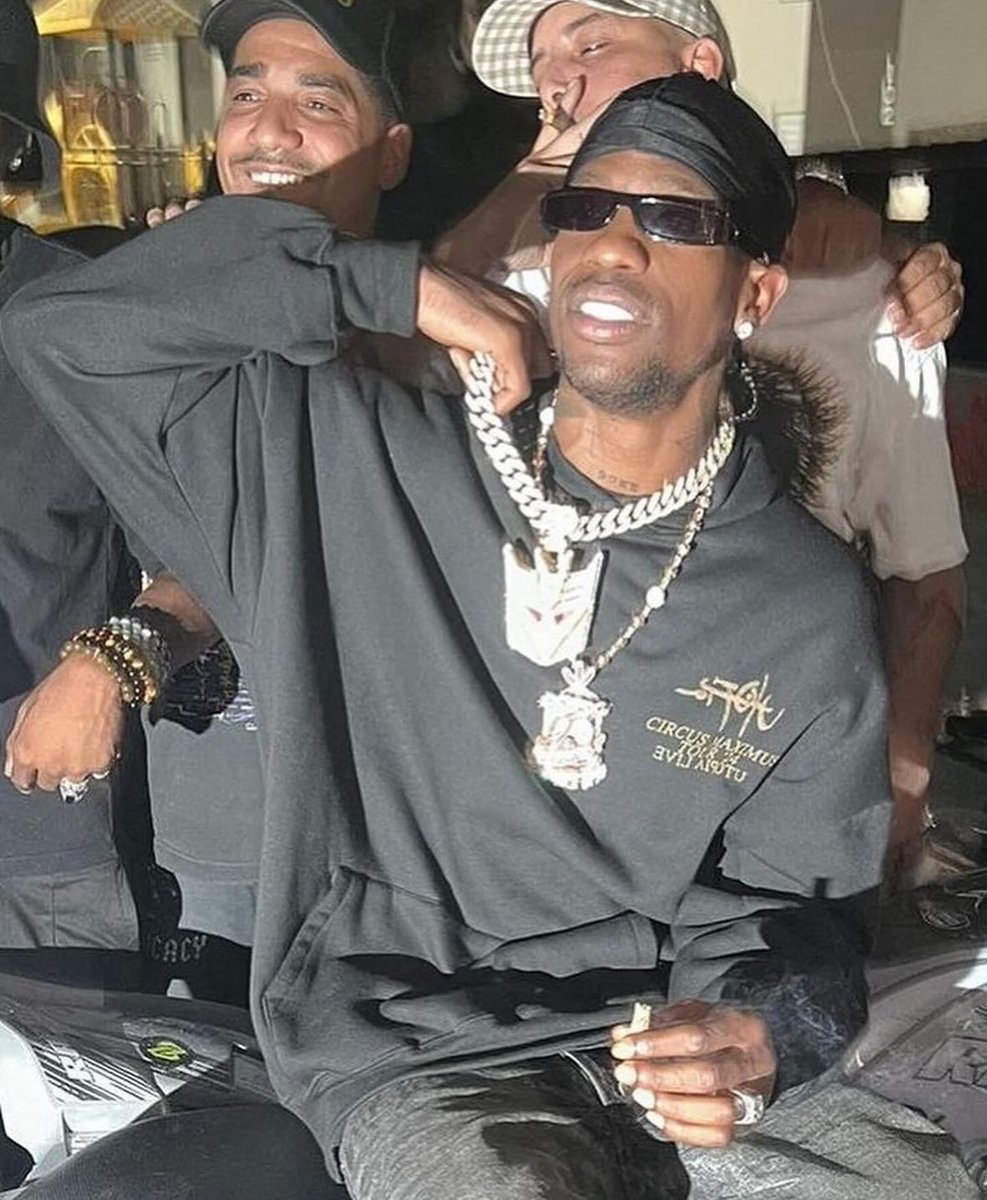 CIRCUS MAXIMUS (@travisontour) on Twitter photo 