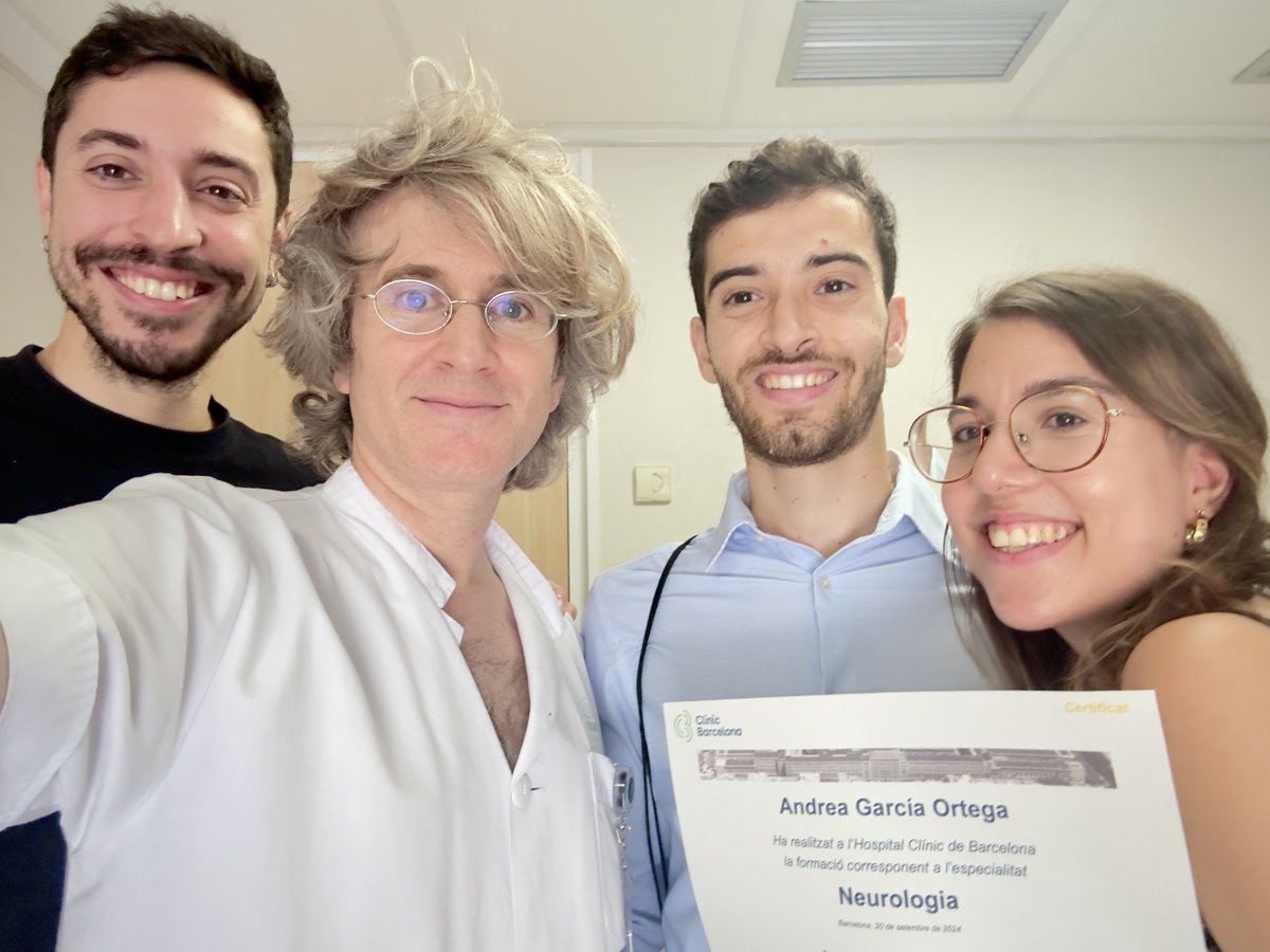 Xabier Urra (@xabierurra) on Twitter photo Podem celebrar avui que surten de l'<a href="/hospitalclinic/">Hospital Clínic</a> 3 nous especialistes en neurologia, amb una formació excel·lent i amb la motivació per aplicar els seus coneixements al servei de la salut. Us desitjo que gaudiu d’aquest moment i que tingueu molts èxits en el futur. Gràcies! Podem celebrar avui que surten de l'<a href="/hospitalclinic/">Hospital Clínic</a> 3 nous especialistes en neurologia, amb una formació excel·lent i amb la motivació per aplicar els seus coneixements al servei de la salut. Us desitjo que gaudiu d’aquest moment i que tingueu molts èxits en el futur. Gràcies!