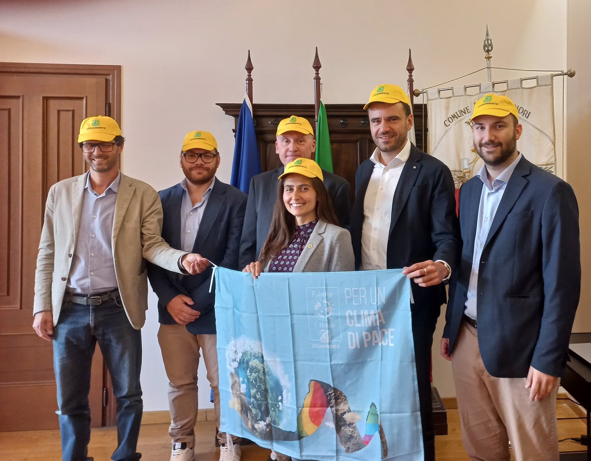 Venerdì 20 settembre prende il via 'Puliamo il Mondo 2024' . In programma la pulizia di molti luoghi pubblici 
#Capannori
tinyurl.com/46nrft4y