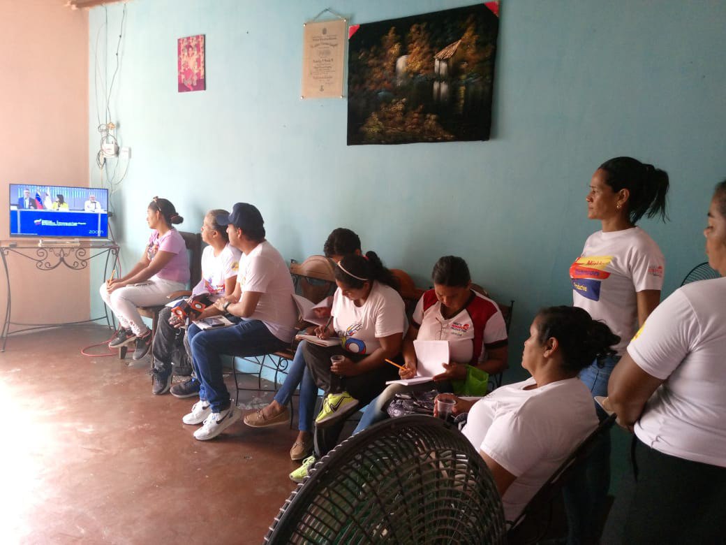 RobinsonPortugu's tweet photo. Misión Robinson 📚✏️ #Portuguesa
#19Sep // Programa de Formación Docente Año Escolar 2024 - 2025 Cultura: Patrimonio y Educación Municipio #Esteller
#PortuguesaEnTelegram
@nicolasmaduro
@HectoRodriguez
@sociabolivarian
@Primitivo_Ceden
@AlfredoJoseRiv8 https://t.co/h0FtvALBFt
