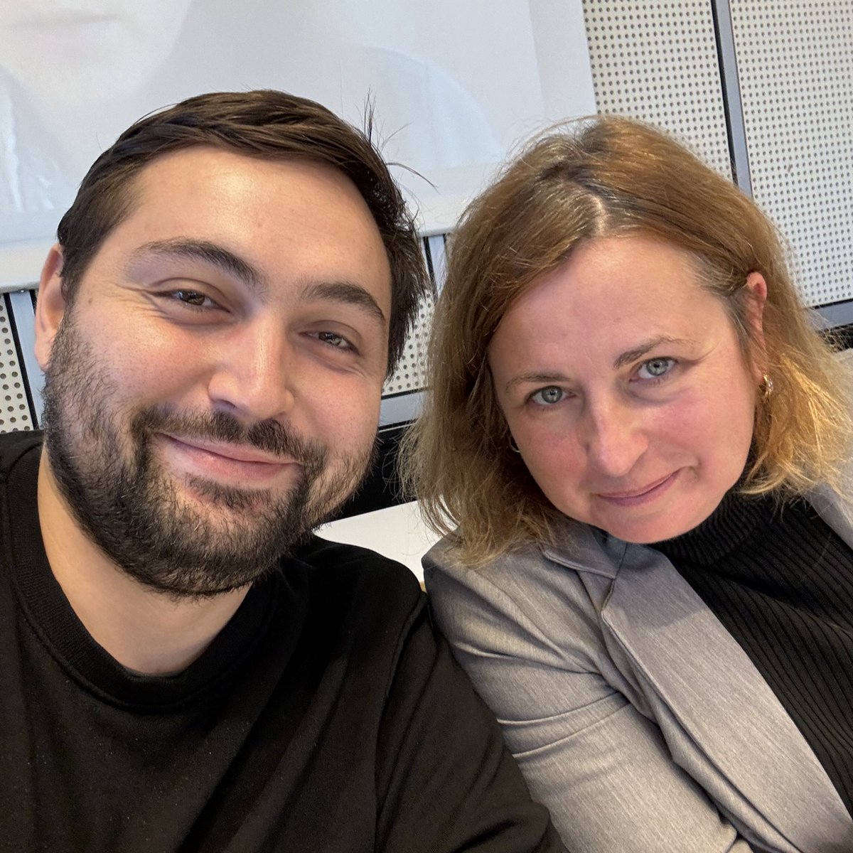 Kurz 🔴🟢 im Ausschuss mit <a href="/TonkaWojahn/">Tonka Wojahn</a>