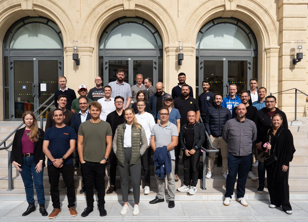 VertesiaHQ's tweet photo. Thrilled to announce that we have been selected for the @GoogleStartups Accelerator: AI First program! 🚀 We’re excited about the opportunities ahead and can’t wait to share our journey. 🙌  https://t.co/96pOhnumLE #AcceleratedWithGoogle https://t.co/HfYNPwX3jb