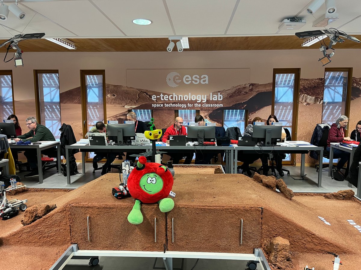 ESA Education tweet media