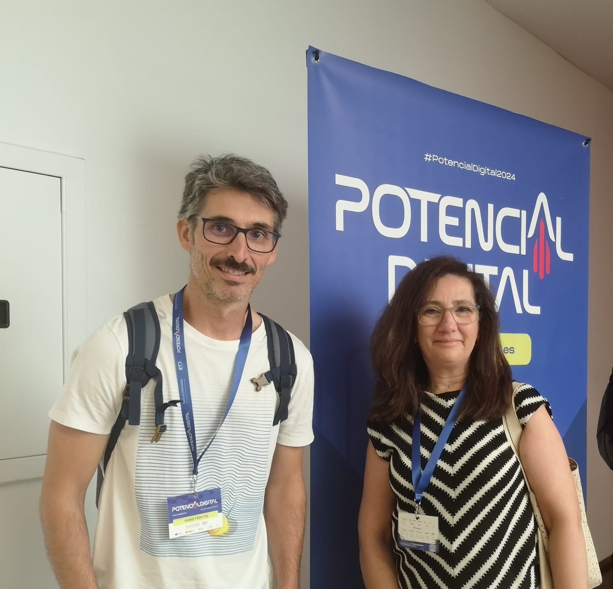Cepa_Abril's tweet photo. Profesorado del Departamento de Informática de @cepaabril asiste al I Congreso Extremeño de Transformación Digital, Inteligencia Artificial y Ciberseguridad. 

@FpExtremadura @fpcepa #potenciadigital2024 https://t.co/wNFrZpoA86