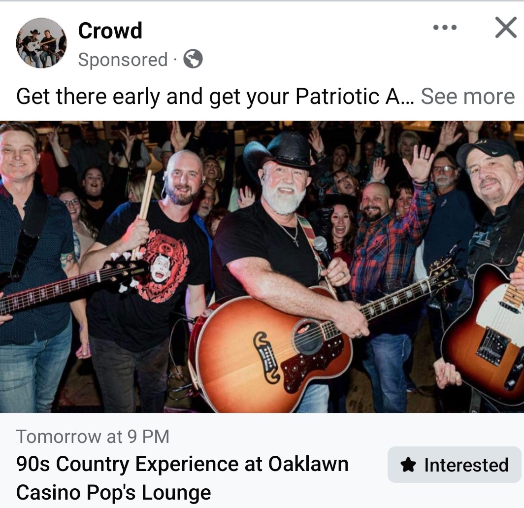 BismarckRobin's tweet image. Come to #Oaklawn and buy a patriotic cowboy hat for $20? Fuck you @OaklawnRacing Fuck you #Magas.
