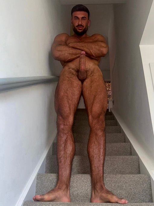 Come on then&hellip;.. it&rsquo;s not gonna suck itself. https://t.co/qLX4lAS2ZW