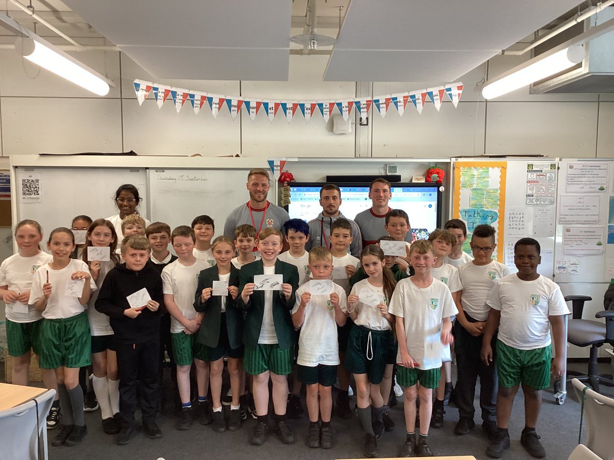 6SL have had a brilliant afternoon speaking with players from our local club, Tranmere Rovers. ⚪️🔵
We spoke with the players about their pre match routines, the resilience they have shown to make it as a professional and their memories. ⚽️ 

Huge thank you to <a href="/TRFCCommunity/">Tranmere Rovers in the Community</a> 👏🏼🤍